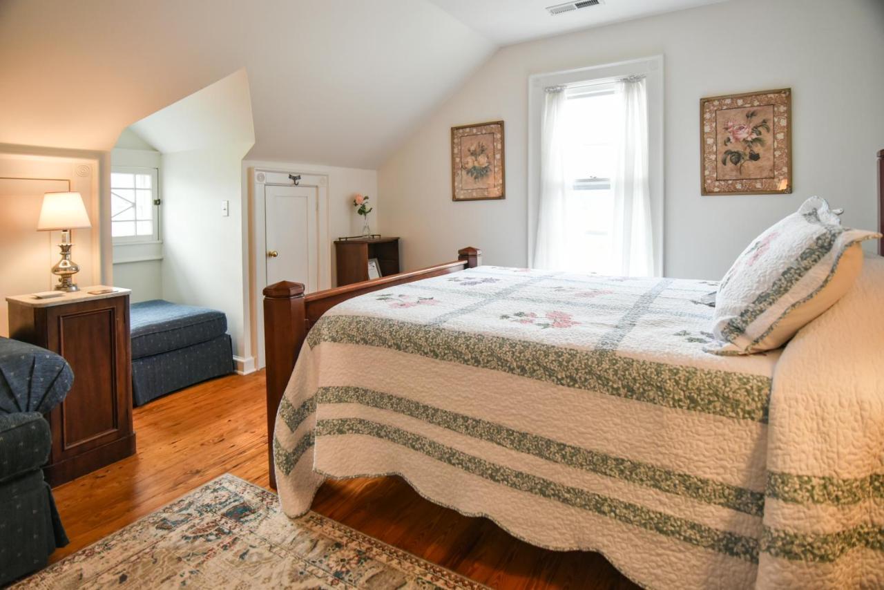 Love Lane Bed & Breakfast Waynesville Exterior photo